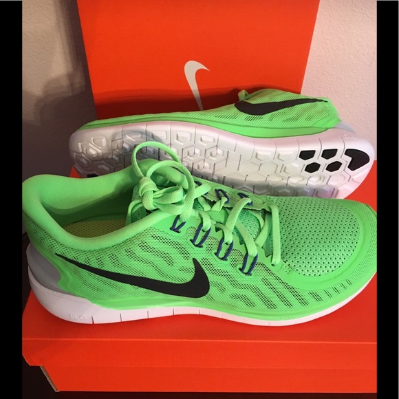 Nike Shoes - 💚Women’s Nike Running Shoes💚